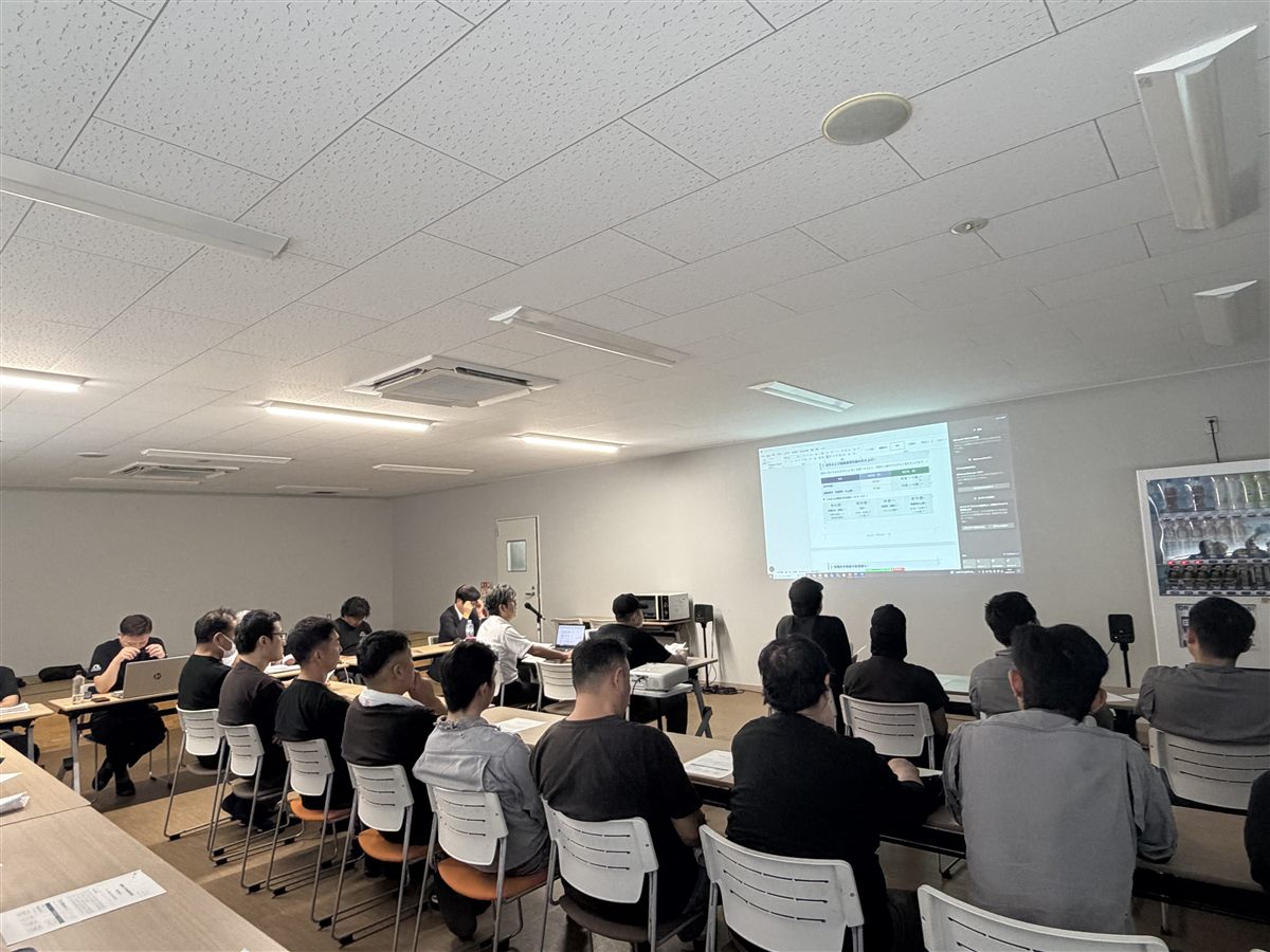 会場全体の様子